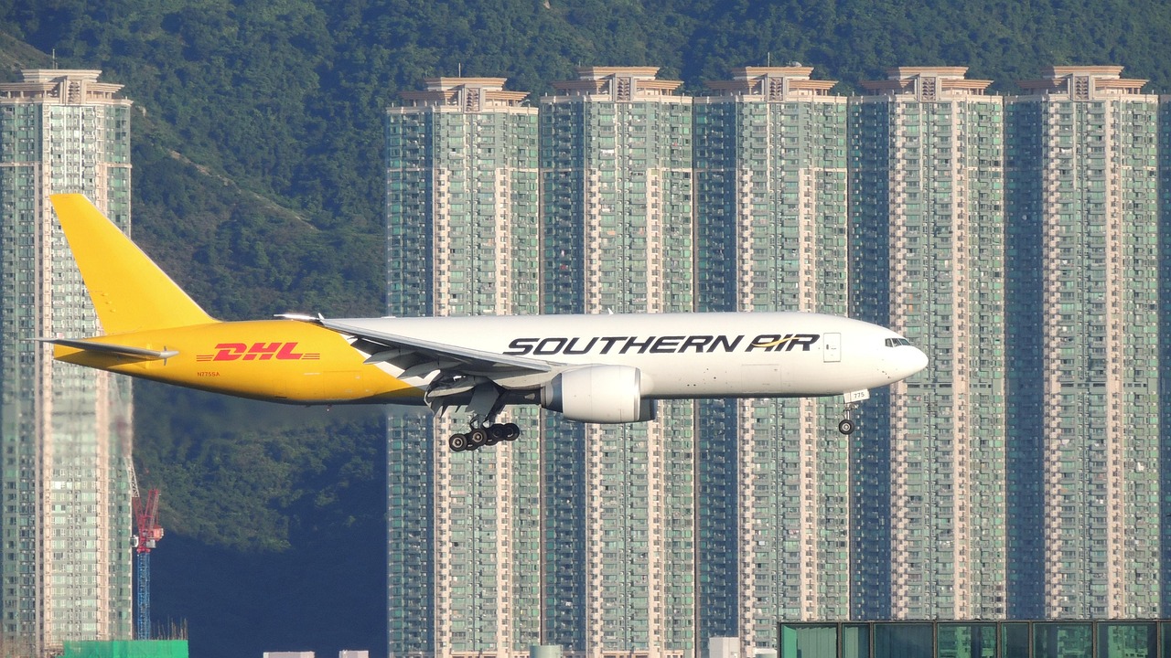 DHL国际空运快递飞机